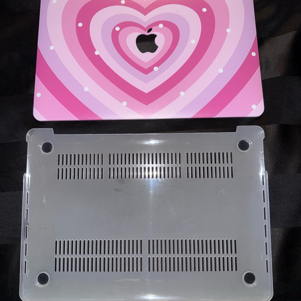 Apple Pink and Gray MacBook Laptop with Heart Design
Pro 13 A2338 M1 A2251 A2289